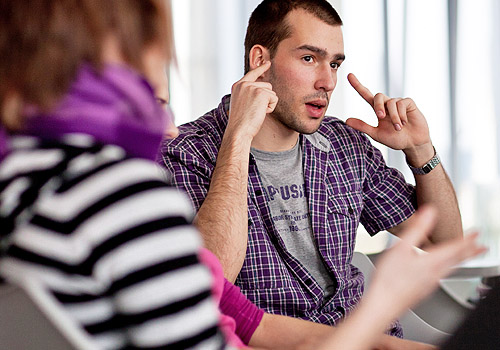 Foto von einem Gespräch