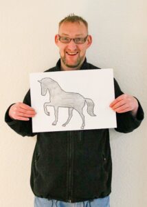 graues Pferd mit Klient